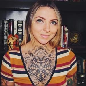 Meet your Posher, Marissa